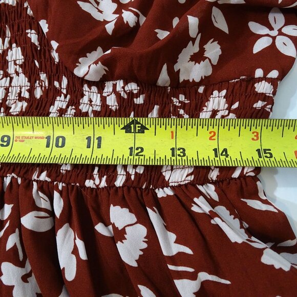 Dokotoo Women Red Floral Dress Size M Long Sleeve Low V-Neck Smocked Waist - Picture 11 of 13